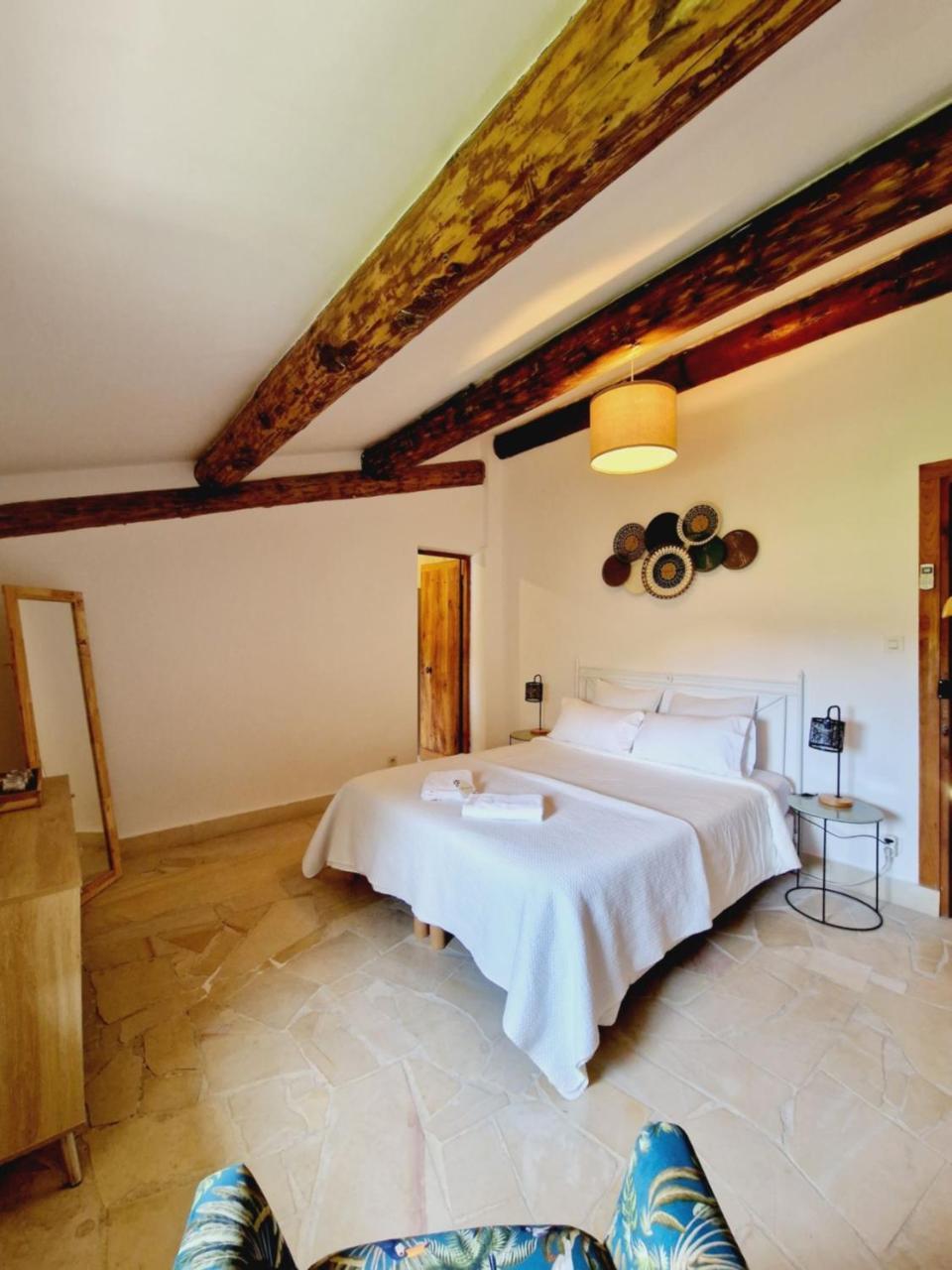 Eygalières Mas Du Rollier Chambres D'Hotes المظهر الخارجي الصورة