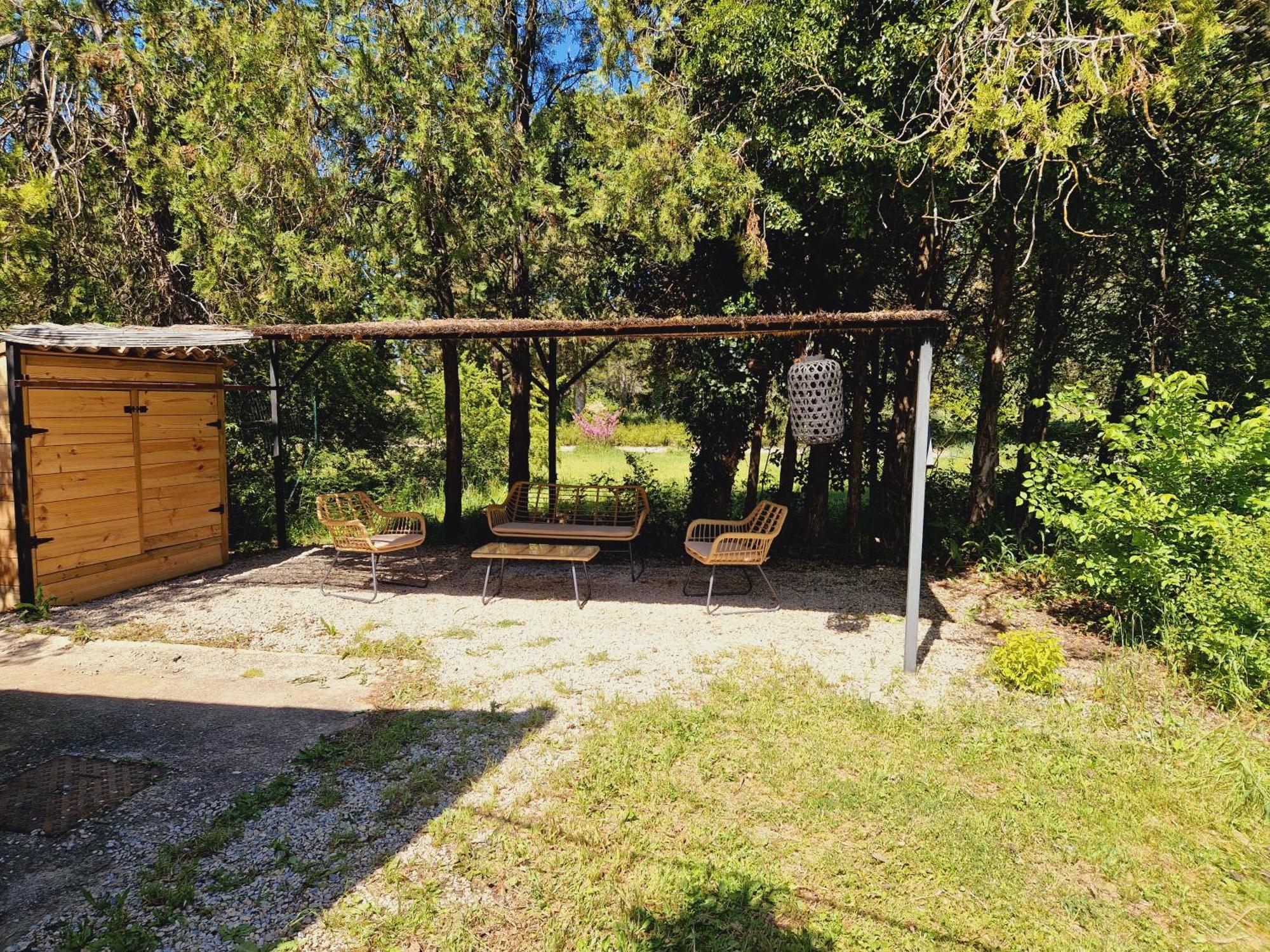 Eygalières Mas Du Rollier Chambres D'Hotes المظهر الخارجي الصورة